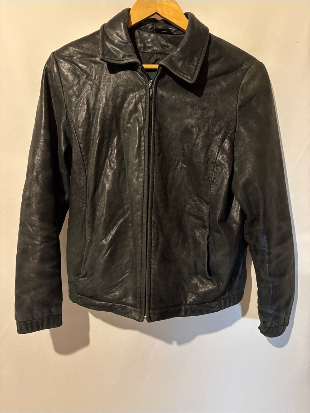 Danier Womens Black Leather Zip-Front bomber Jacket size 4-6